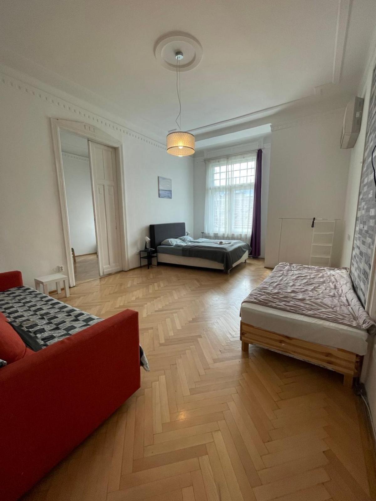 White Pearl Rooms Near Gozsdu Budapeszt Zewnętrze zdjęcie